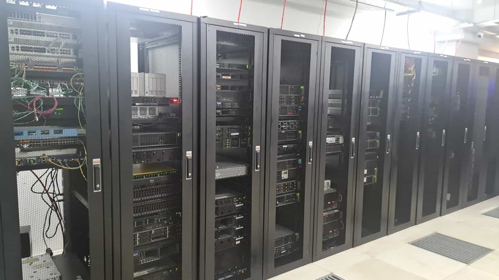 Kuzey Veri Merkezi İstanbul - datacenter-private-rack-01.jpg