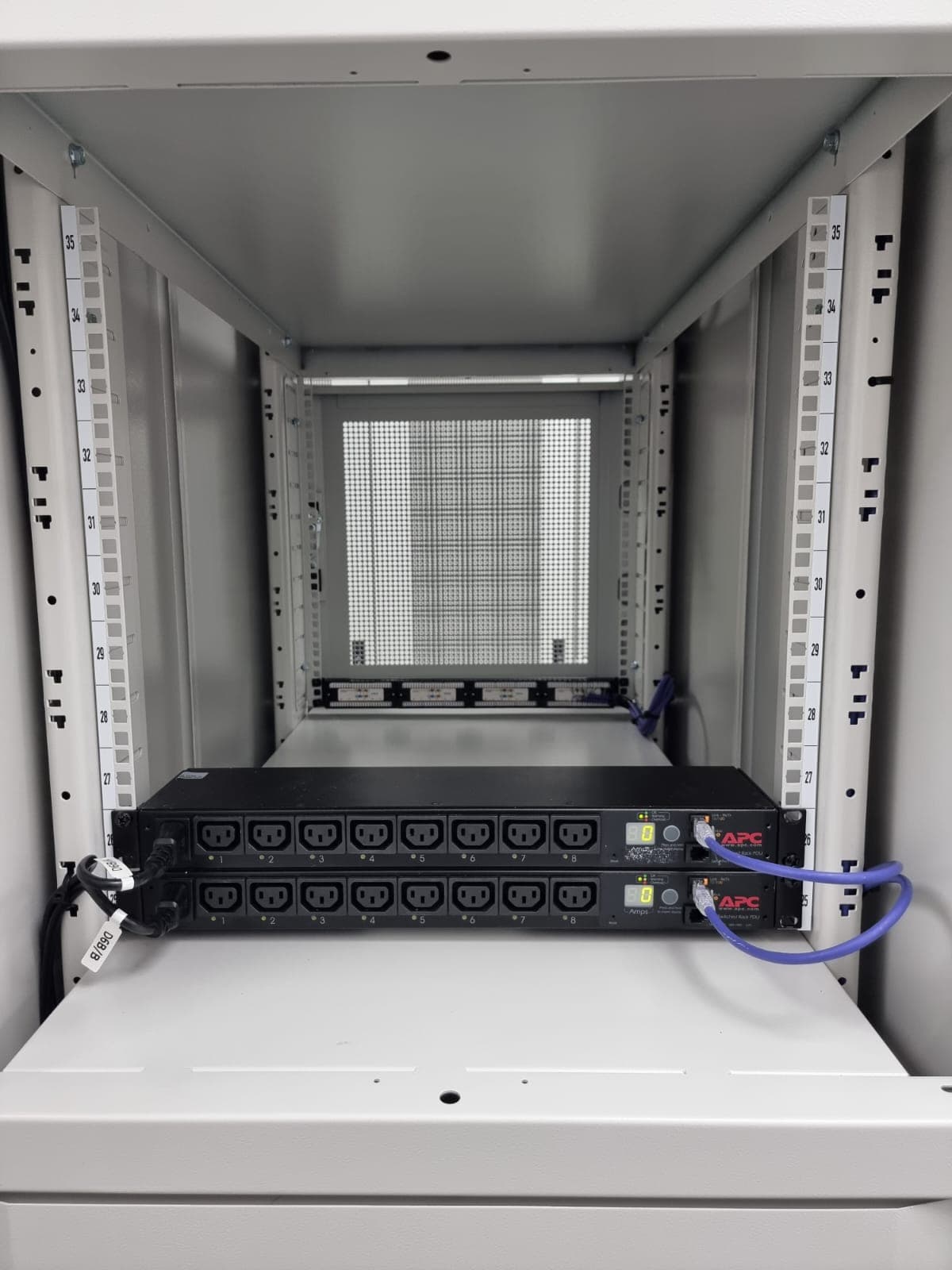 Velox2 - Midlands - Quarter Rack Colocation
